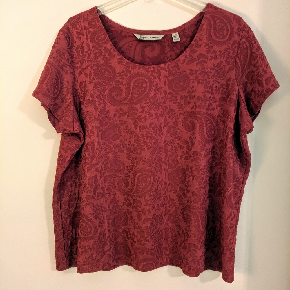 Avenue NWOT NEW Soft Pastel Paisley Knit Top 22 24